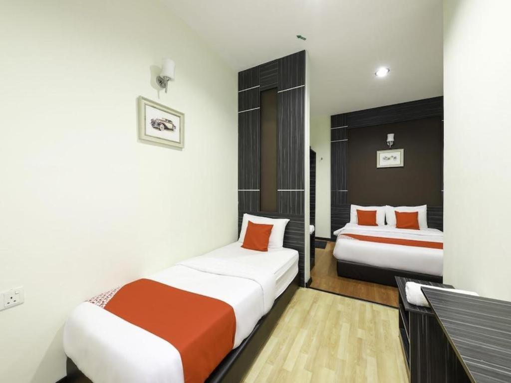 Hotel Meria Shah Alam Exterior photo