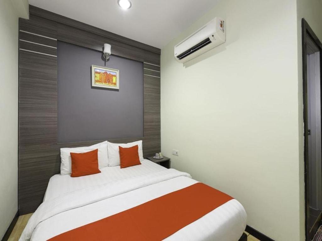 Hotel Meria Shah Alam Exterior photo