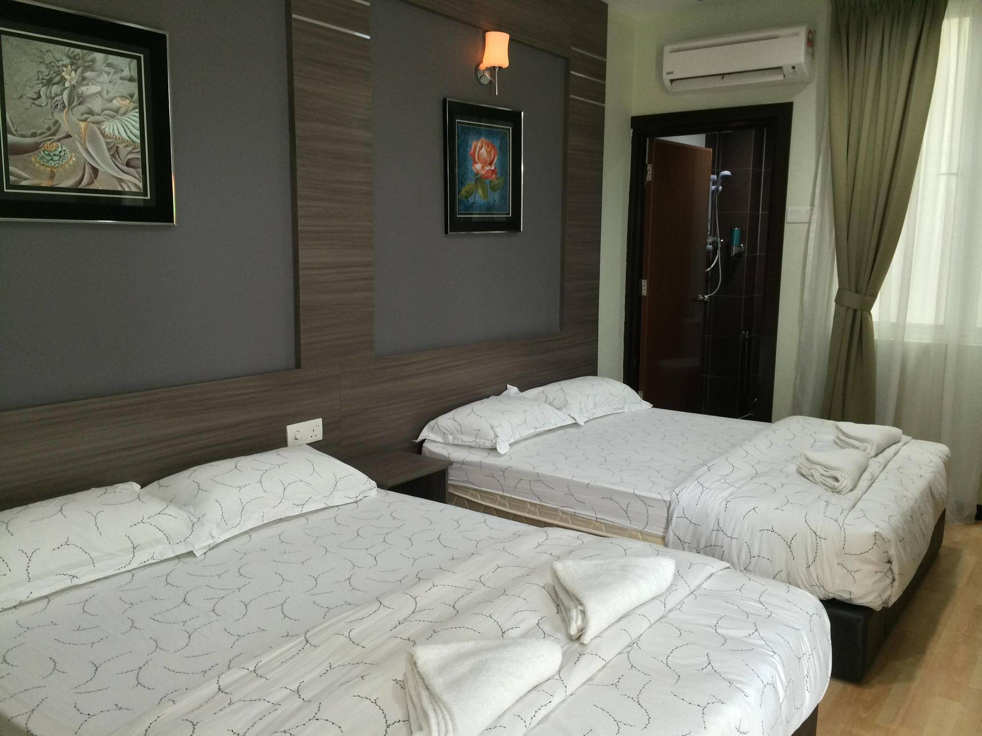 Hotel Meria Shah Alam Exterior photo
