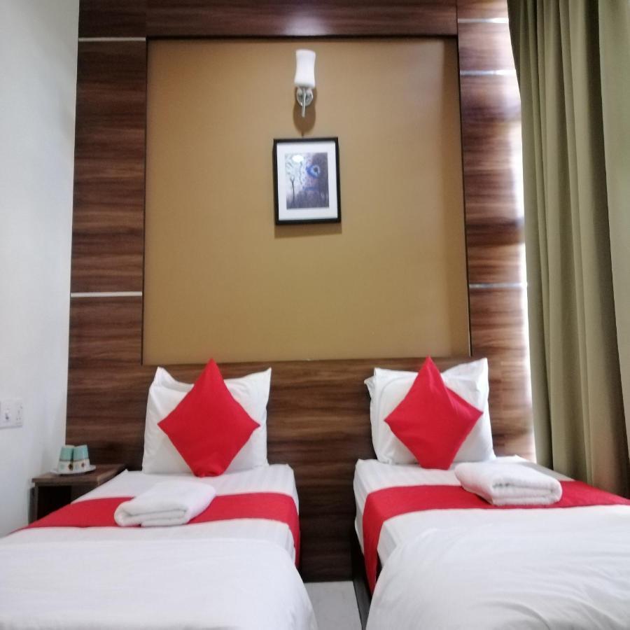 Hotel Meria Shah Alam Exterior photo