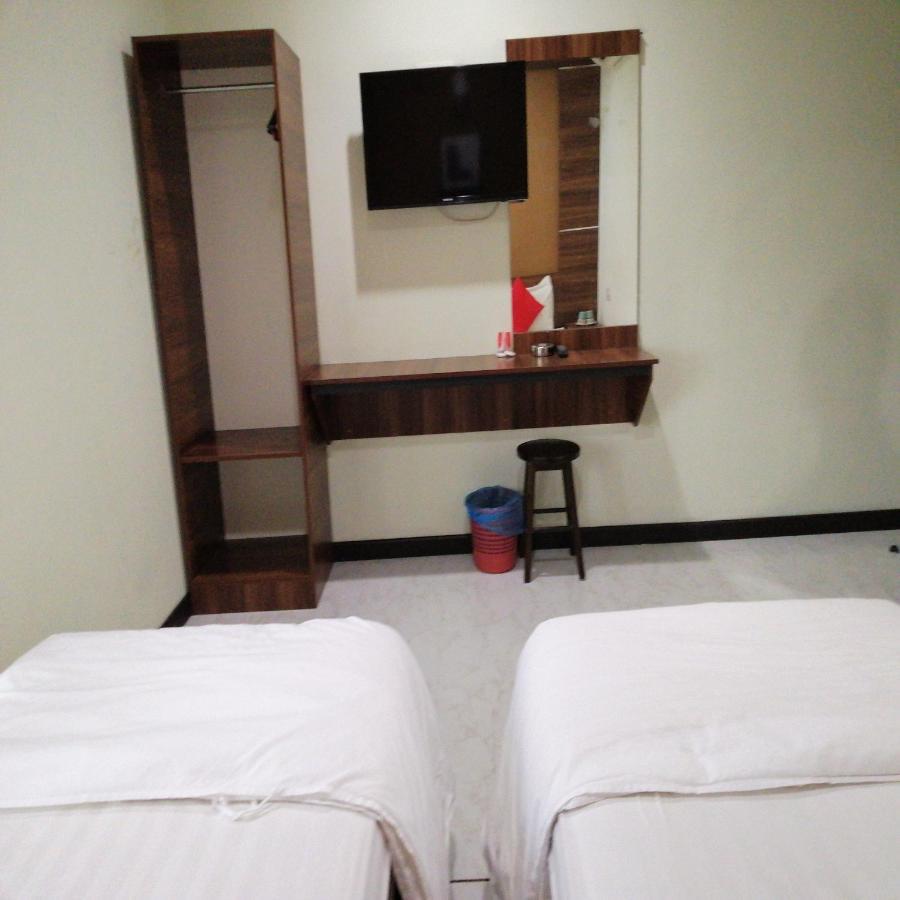 Hotel Meria Shah Alam Exterior photo