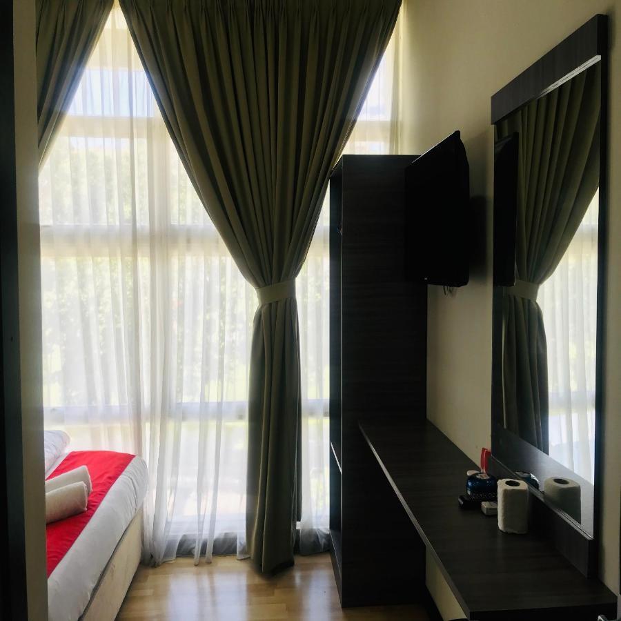 Hotel Meria Shah Alam Exterior photo