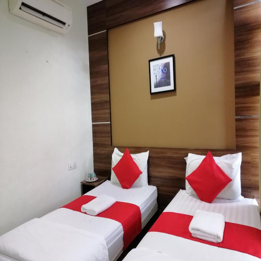 Hotel Meria Shah Alam Exterior photo